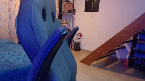 OMAR online show from December 21, 5:03 am