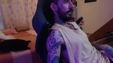 OMAR online show from December 24, 11:38 am