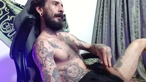 Snapshot of harry_reems_ chatting on June 27, 6:51 am OMAR online show from June 27, 6:51 am
