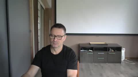 Snapshot of harrysnake chatting on October 2, 7:59 am HarrySnake online show from October 2, 7:59 am