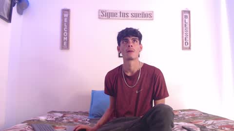 Snapshot of harrythomson1 chatting on January 11, 7:59 pm harry thomson online show from January 11, 7:59 pm