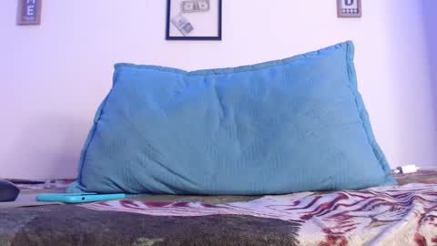 Snapshot of harrythomson1 chatting on February 4, 7:40 am harry thomson online show from February 4, 7:40 am