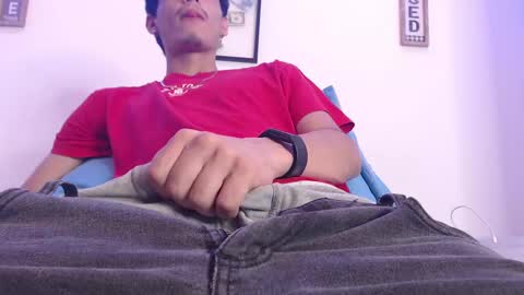 Snapshot of harrythomson1 chatting on February 14, 1:56 am harry thomson online show from February 14, 1:56 am