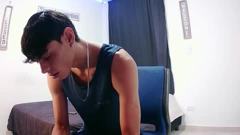 Snapshot of harrythomson1 chatting on November 2, 4:26 am harry thomson online show from November 2, 4:26 am