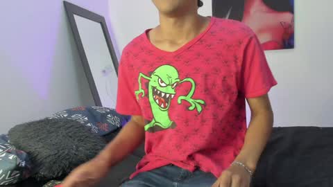 Snapshot of harrytwink18 chatting on January 30, 4:45 pm HARRY online show from January 30, 4:45 pm