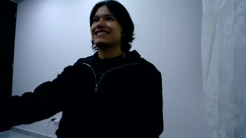 Snapshot of haru_boi chatting on January 1, 1:47 am Haru online show from January 1, 1:47 am