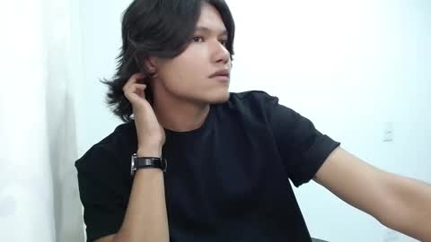 Snapshot of haru_boi chatting on February 25, 3:42 am Haru online show from February 25, 3:42 am