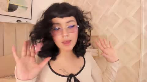 Haru Bonny online show from February 7, 8:12 pm