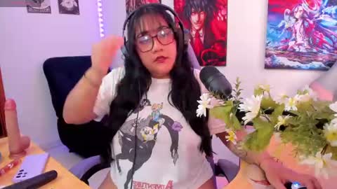 karen  online show from July 10, 8:22 pm