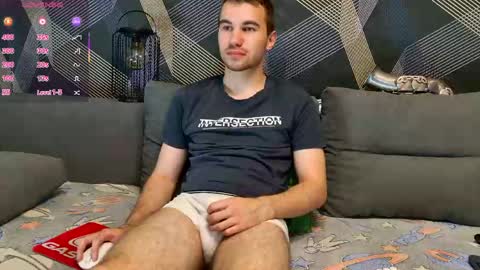 Snapshot of harvey_ren chatting on June 3, 7:08 pm Harvey online show from June 3, 7:08 pm