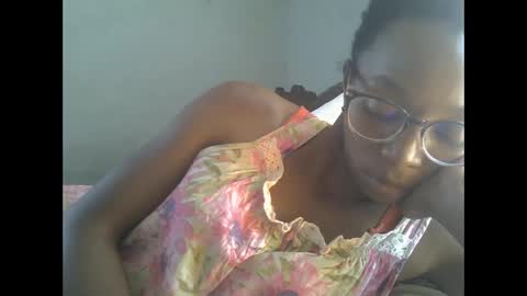 Snapshot of harysette chatting on March 27, 11:32 am harysette online show from March 27, 11:32 am