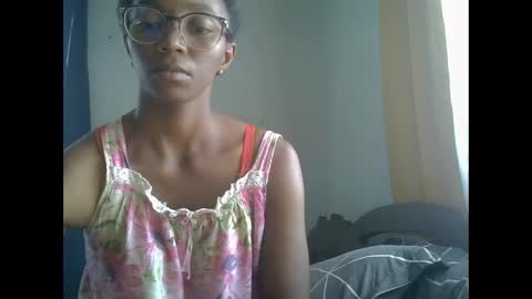 Snapshot of harysette chatting on March 28, 10:26 am harysette online show from March 28, 10:26 am
