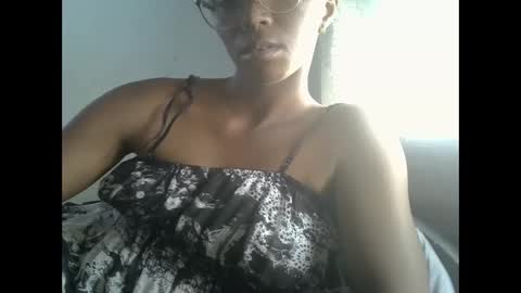 Snapshot of harysette chatting on April 11, 11:14 am harysette online show from April 11, 11:14 am