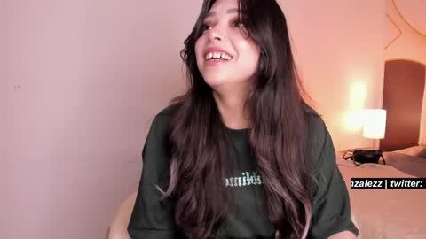 Snapshot of has_gonzalezz chatting on June 10, 4:56 am has_gonzalezz online show from June 10, 4:56 am