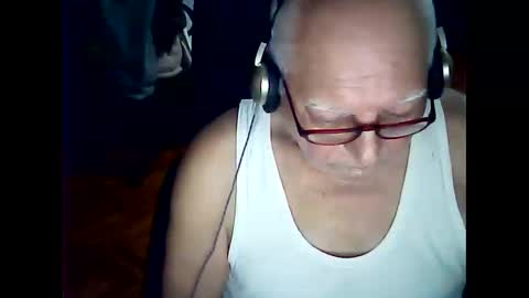 hasan online show from October 31, 6:20 pm