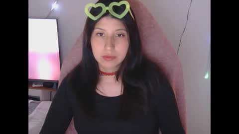 Snapshot of hasley_bbylee chatting on April 16, 7:03 pm lady online show from April 16, 7:03 pm