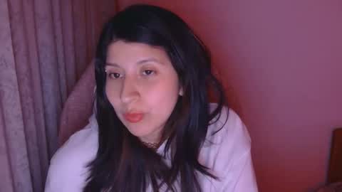 Snapshot of hasley_bbylee chatting on May 20, 6:41 am lady online show from May 20, 6:41 am