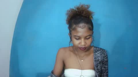 hasleyinah online show from June 9, 6:41 pm