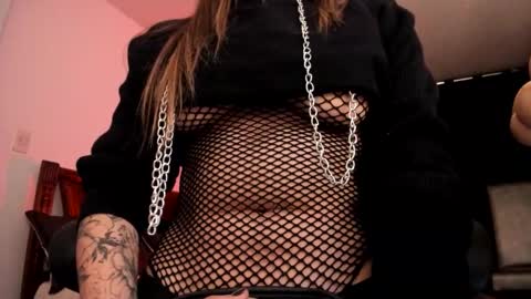 Nicole online show from December 5, 5:16 am