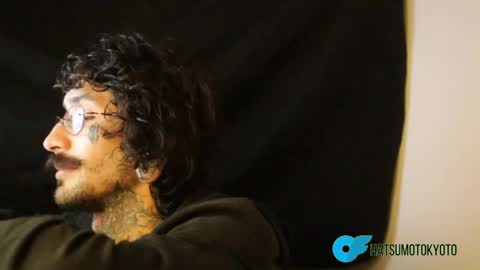 Snapshot of hatsumotokyoto chatting on January 23, 12:35 am More content   2   online show from January 23, 12:35 am