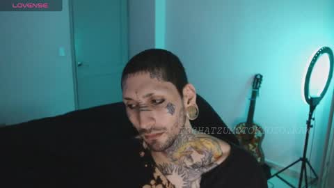 Snapshot of hatsumotokyoto chatting on October 9, 4:32 am More content   2   online show from October 9, 4:32 am