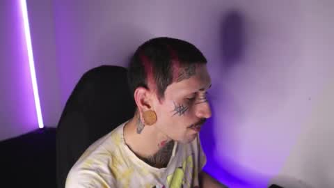 More content   2   online show from March 5, 11:56 pm