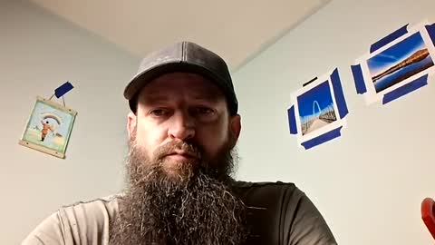 Snapshot of hawktalon007 chatting on August 8, 1:19 am Robert online show from August 8, 1:19 am
