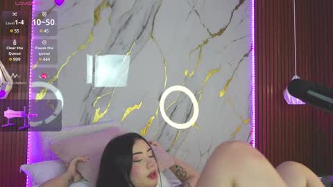 haylie  See you tonight at 8pm Colombia time online show from December 7, 5:37 am