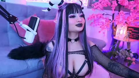 Snapshot of hayami_dai chatting on May 24, 6:07 am Hayami Dai online show from May 24, 6:07 am