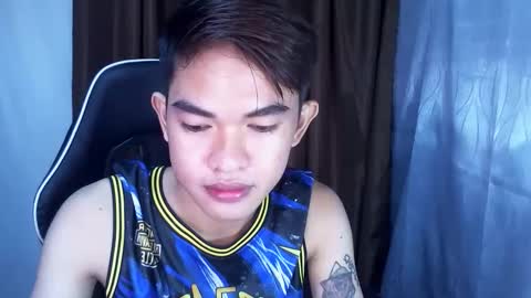 Snapshot of hayden_cumgiver chatting on December 12, 7:15 pm jon hayden online show from December 12, 7:15 pm