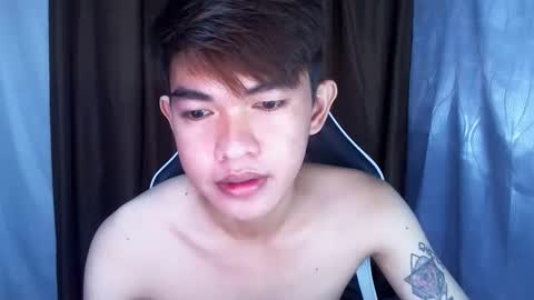 Snapshot of hayden_cumgiver chatting on December 19, 8:55 pm jon hayden online show from December 19, 8:55 pm