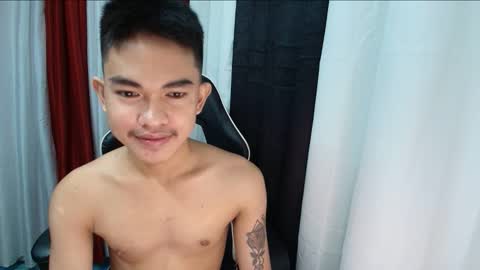 Snapshot of hayden_cumgiver chatting on October 27, 8:13 pm jon hayden online show from October 27, 8:13 pm