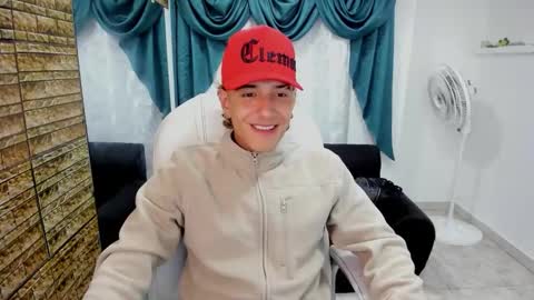 Hayen Boy online show from December 16, 4:06 am