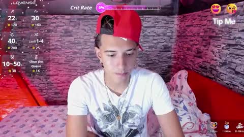 Hayen Boy online show from December 19, 3:46 am