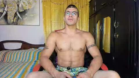 Snapshot of hazbinstudio chatting on September 30, 1:32 am hazbinstudio online show from September 30, 1:32 am