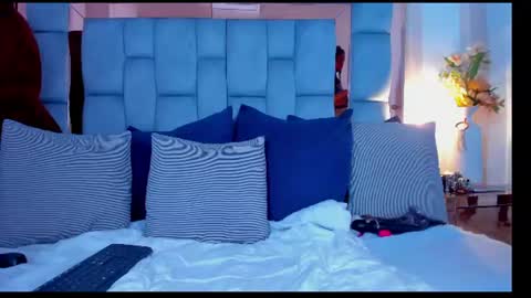 Snapshot of hazel_lanee chatting on June 25, 6:51 am hazel_lanee online show from June 25, 6:51 am
