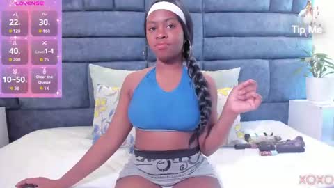 Snapshot of hazel_lanee chatting on August 5, 4:59 am hazel_lanee online show from August 5, 4:59 am