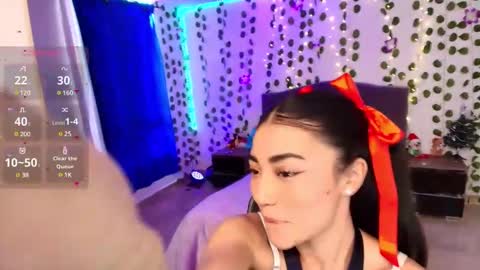 Snapshot of hazel_lynn_ross_ chatting on January 10, 1:31 pm HAZEL LYNN ROSS online show from January 10, 1:31 pm