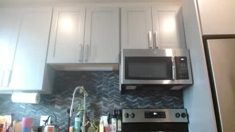 Hazel online show from February 26, 3:19 pm