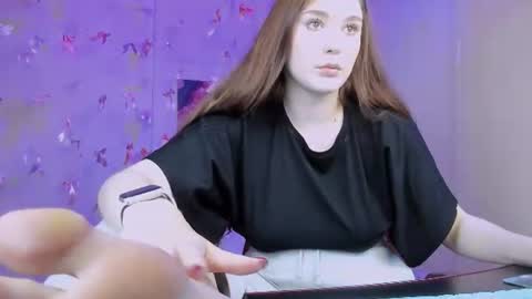 Hazel online show from July 30, 8:35 am