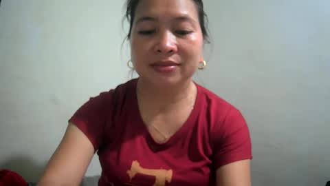 Snapshot of hazeldhane chatting on December 11, 5:43 am hazeldhane online show from December 11, 5:43 am