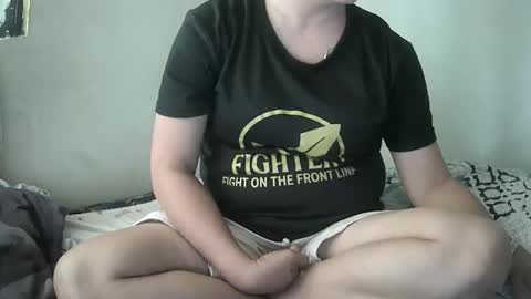 Snapshot of hazeldhane chatting on January 27, 7:24 am hazeldhane online show from January 27, 7:24 am