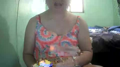 Snapshot of hazeldhane chatting on September 12, 1:28 am hazeldhane online show from September 12, 1:28 am