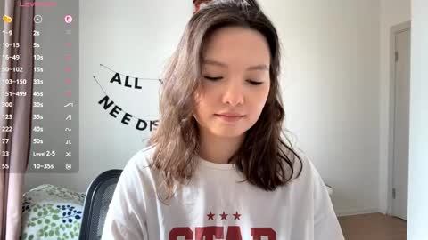 Snapshot of hazelhartshorn chatting on May 31, 1:07 pm Kira online show from May 31, 1:07 pm
