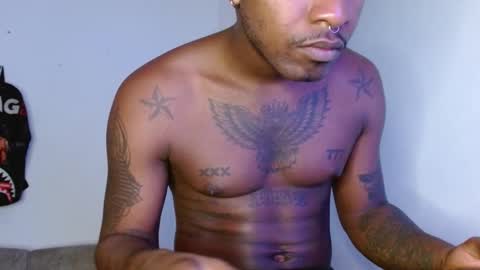 hazlan_420 online show from December 14, 1:05 pm