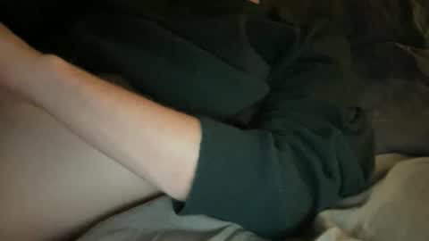 hchappel19 online show from September 16, 9:38 pm