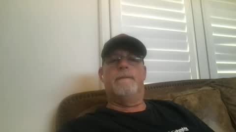 Hdeuce22 online show from June 1, 7:59 pm