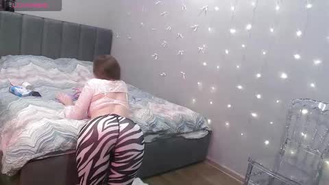 crabster online show from February 3, 9:09 pm