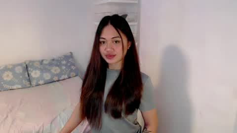 Snapshot of heart_of_asia chatting on June 18, 3:40 am Yoshin online show from June 18, 3:40 am