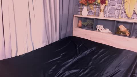 Snapshot of heather_winter chatting on February 11, 8:14 pm HEATHER online show from February 11, 8:14 pm